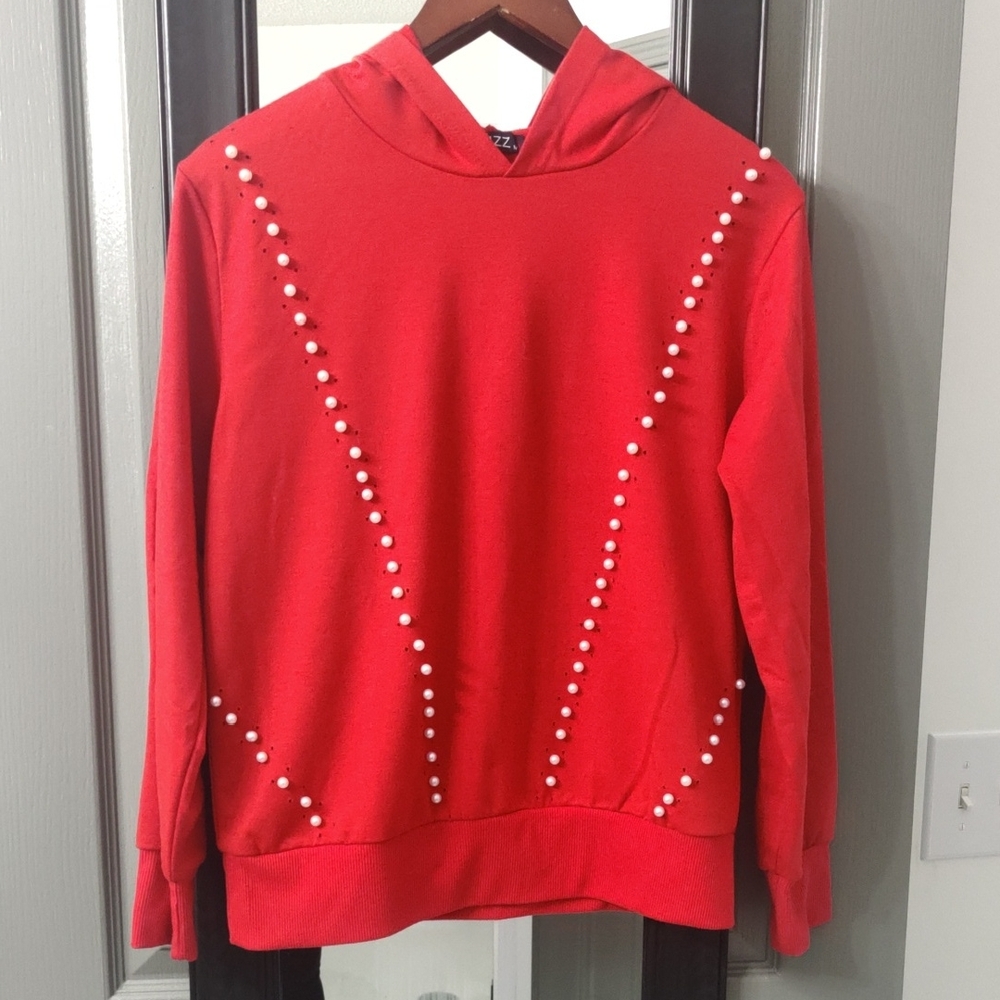 Chic Pearl-Embellished Red Hoodie